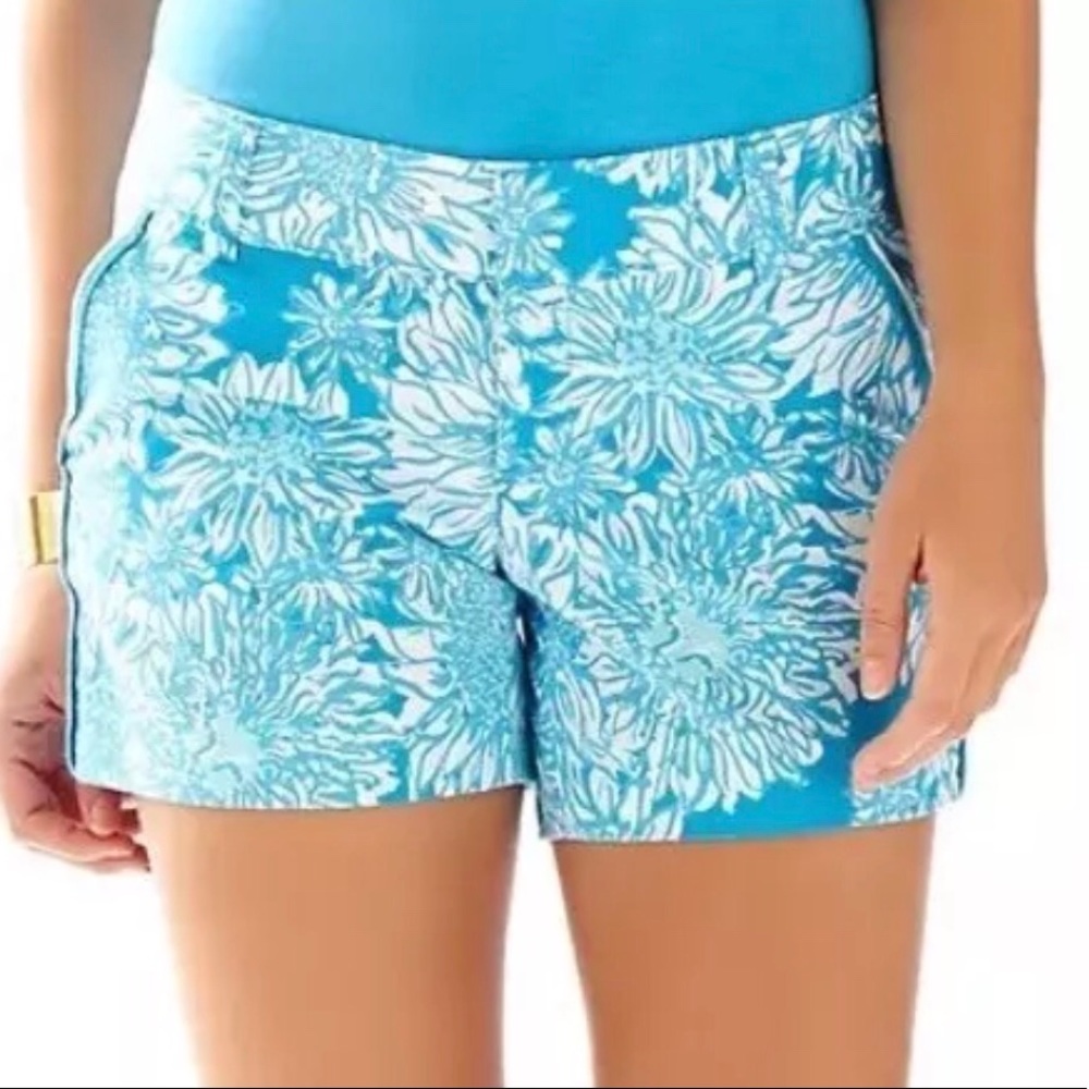 LILLY PULITZER-CALLAHAN SHORT LION IN THE SUN-Sz 2